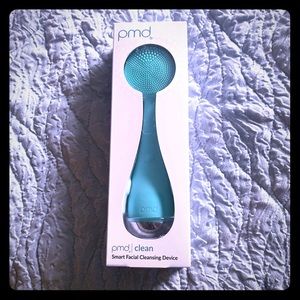 PMD clean NIB Sealed and Grace & Stella Rose Spray